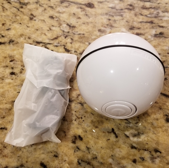 YOFUN Smart Cat Toy Ball Interactive Newest Version USB Charger BRAND NEW in BOX - Picture 4 of 9